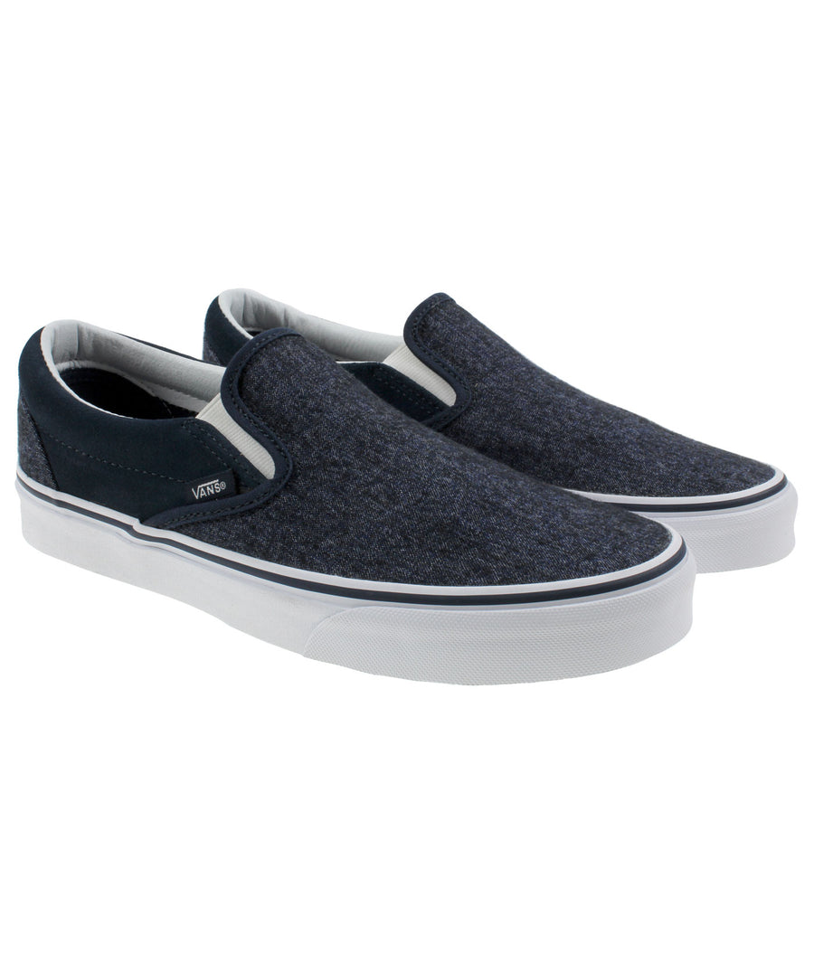 VANS  Classic Slip-On Low Top Sneaker 8F7OIL